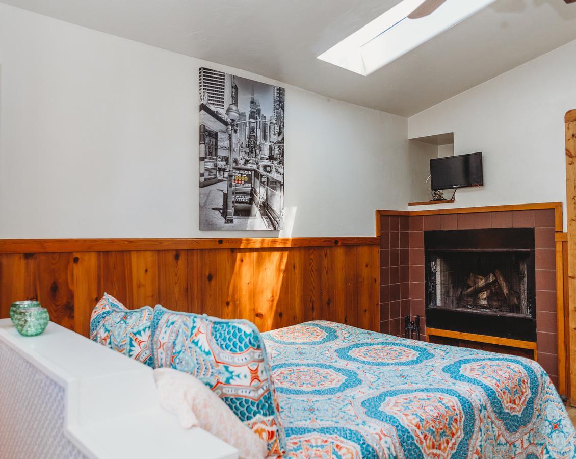 Riverlane Resort Guerneville Bagian luar foto