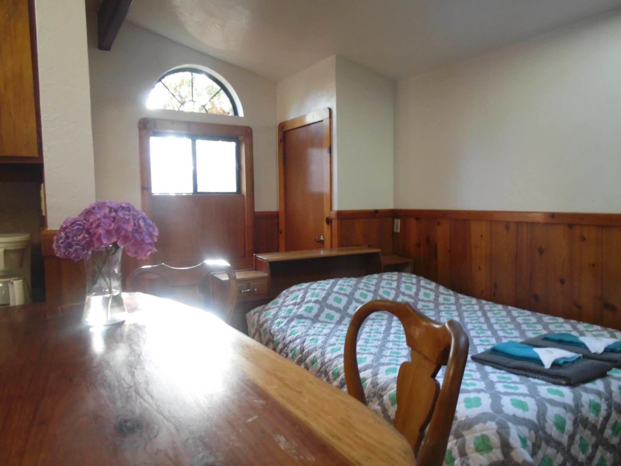 Riverlane Resort Guerneville Bagian luar foto