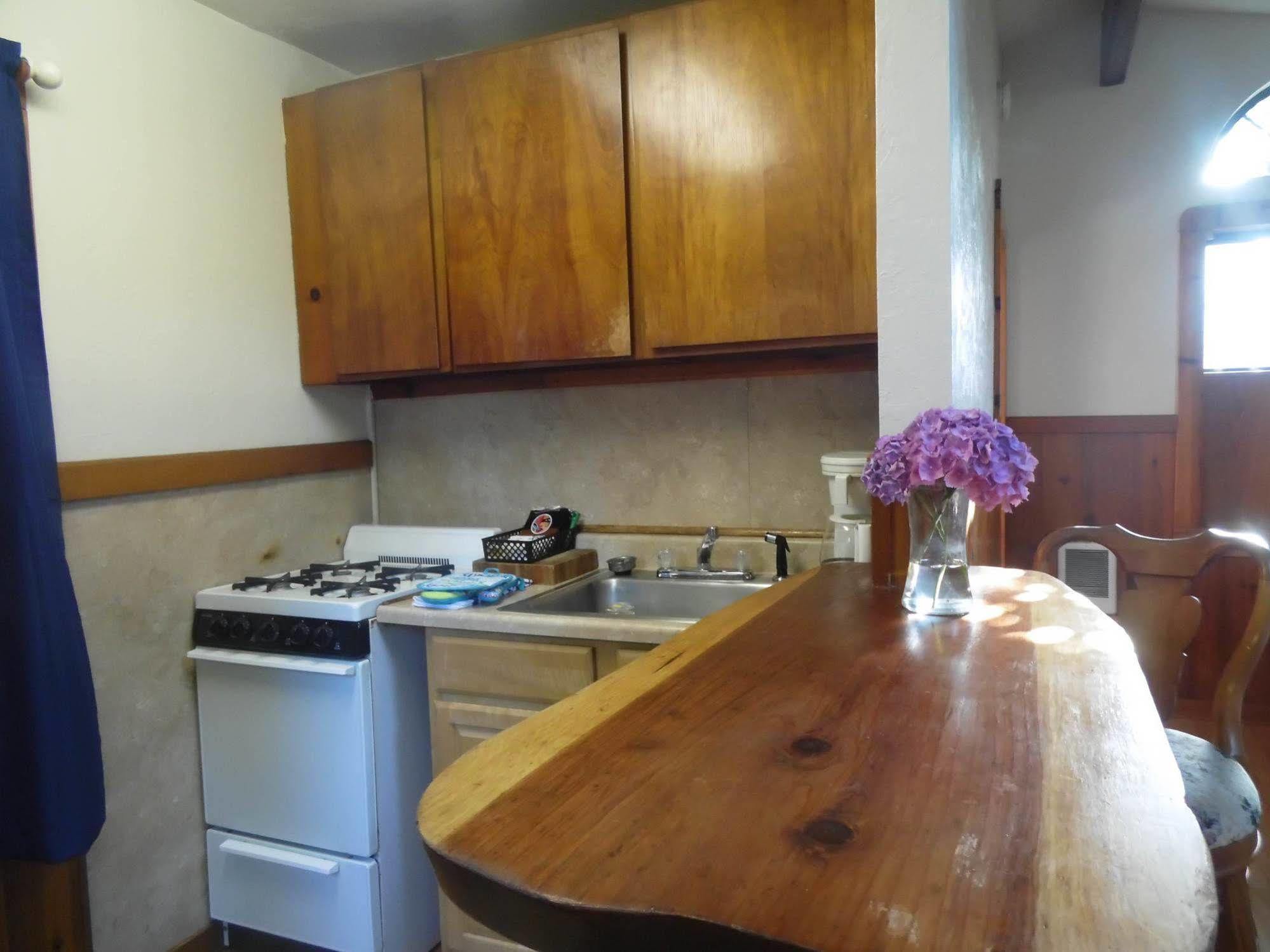 Riverlane Resort Guerneville Bagian luar foto